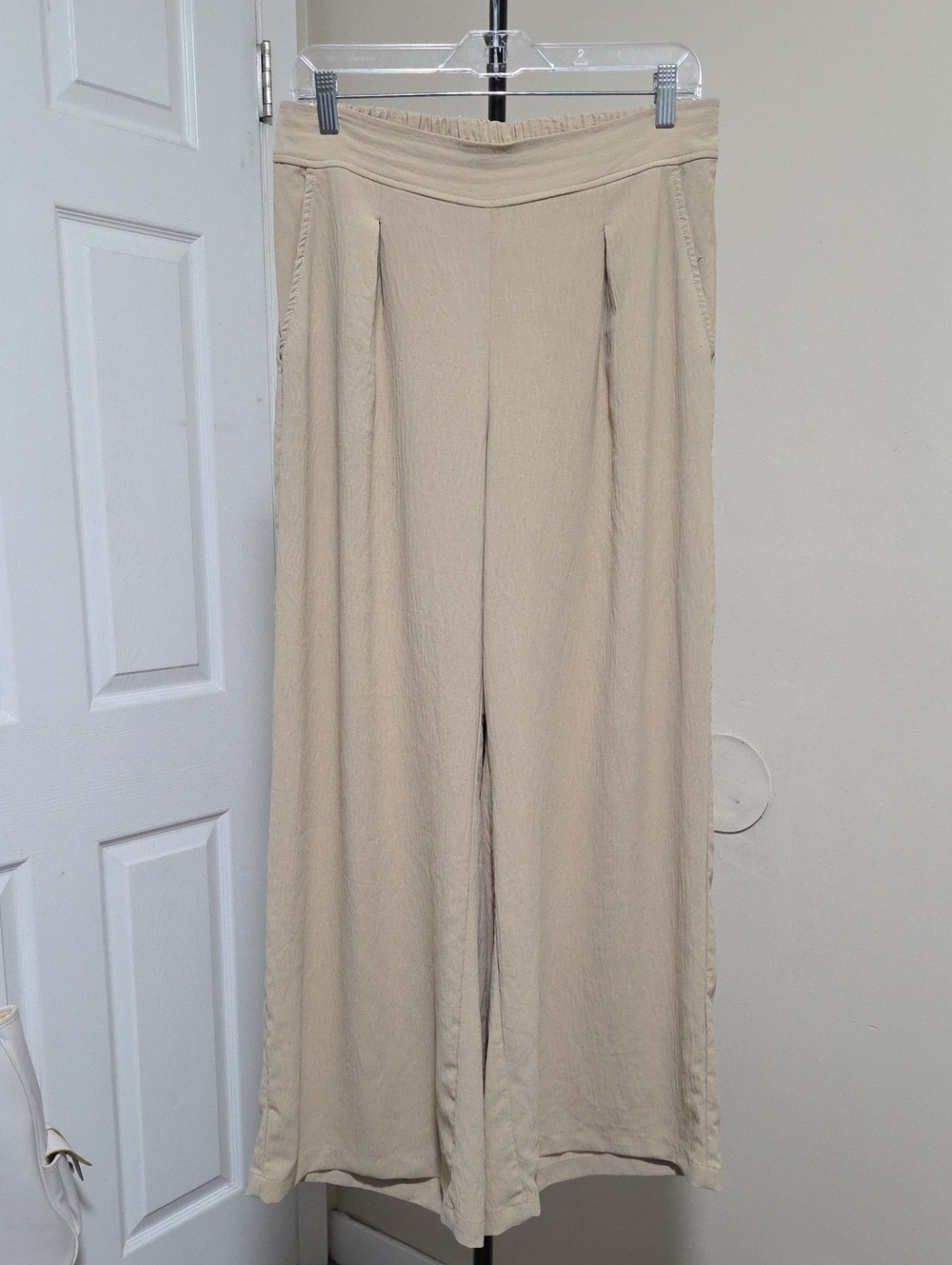 Max Studio Beige Wide-Leg Elastic Waist Pants